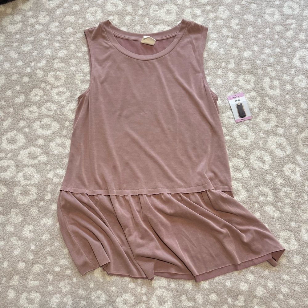 Mote Tank Top
